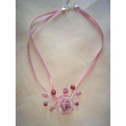 Mályva nyaklánc 