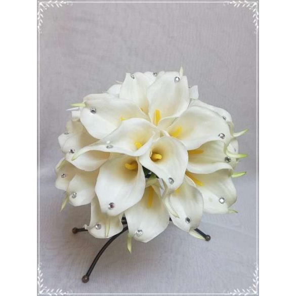 24 virágos Fehér Kála örök-csokor 