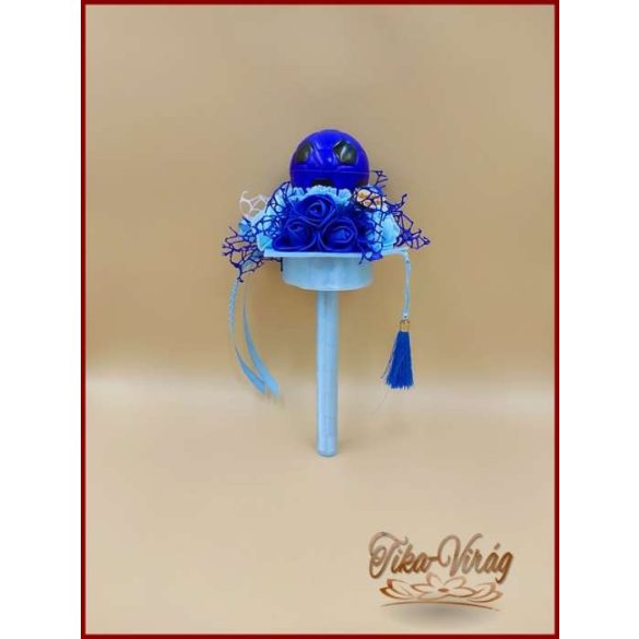 Ovis ballagási örök csokor fiúknak – kék focilabdás egyedi ajándék