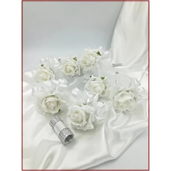 7 virágos 7 felé-szétrepülő dobócsokor fehér-rózsából 