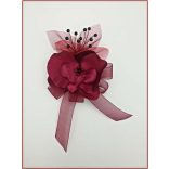 Bordó Orchideás kitűző fekete gyöngy díszítéssel 