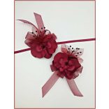 Bordó Orchideás kitűző fekete gyöngy díszítéssel 