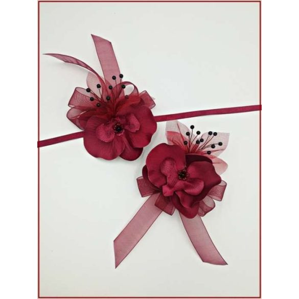 Bordó Orchideás kitűző fekete gyöngy díszítéssel 