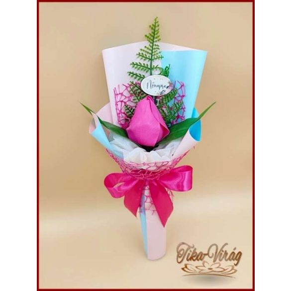 Pink színű szappan-tulipán csokor Nőnapi táblával 