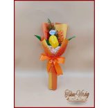 Sárga színű szappan-tulipán csokor Nőnapi táblával 