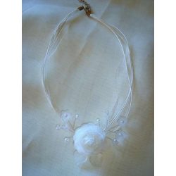 Nyaklánc fehér 