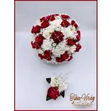 25 szálas vörös rózsa fehér rózsa díszítésű örökcsokor és kitűzővel 