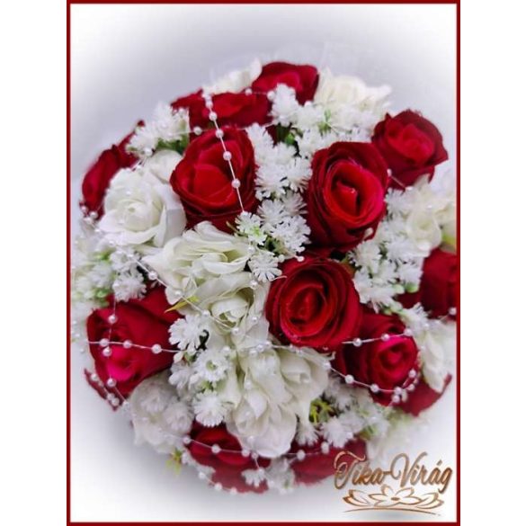 25 szálas vörös rózsa fehér rózsa díszítésű örökcsokor és kitűzővel 