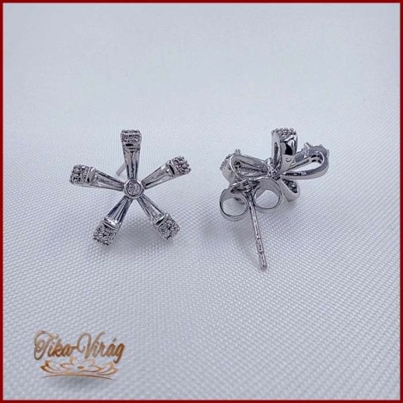 XUPING JEWELRY EZÜST SZÍNŰ FÜLBEVALÓ CIRKÓNIUM KÖVES 