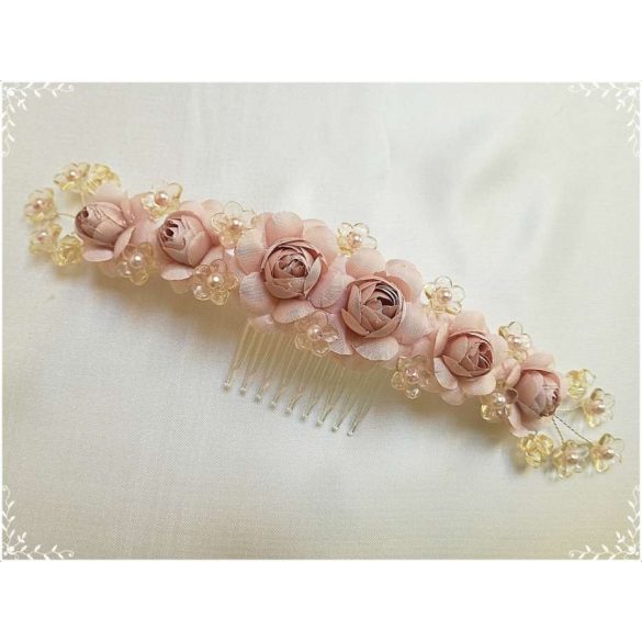 Púder-ekrü fejdísz 