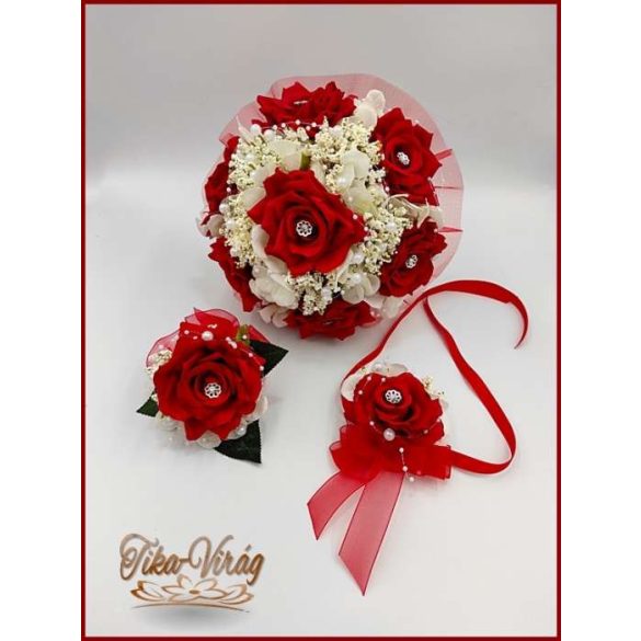 7 virágos Piros rózsa-örök csokor + kitűzővel + csuklódísszel 