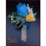 Kék rózsás kitűző 