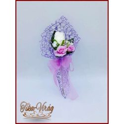   Fehér rózsás-lila díszítésű szülő-köszöntő örök-csokor 