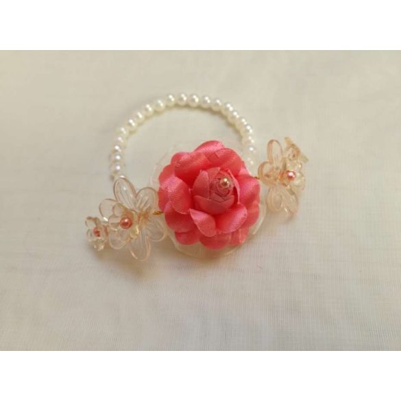 Korall-ekrü csuklódísz 