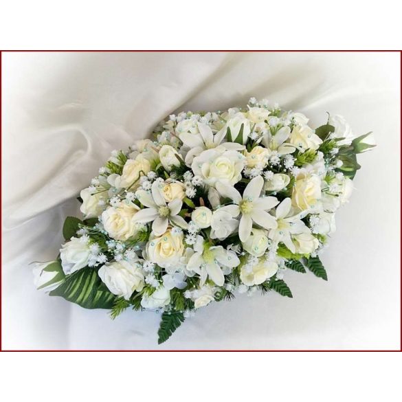 Ekrü-fehér türkiz díszítésű asztaldísz 