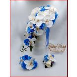 Fehér rózsás- Fehér orchideás király-kék hortenziával díszített örök-csepp csokor + kitűzővel + hajdísszel 