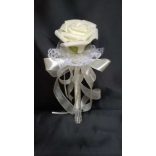 Ekrü dobó, koszorúslány vagy köszöntő örök-csokor 