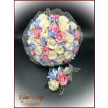 Pink-ekrü-barack-kék 32 szálas örök-csokor+kitűzővel 