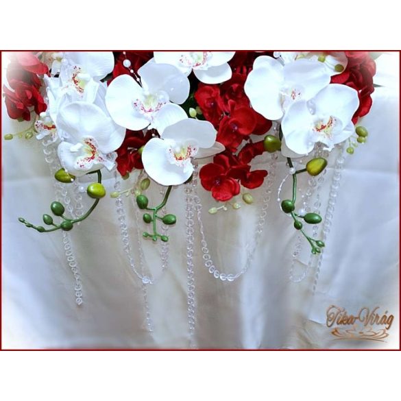 Piros-fehér orchideás örök-főasztaldísz 