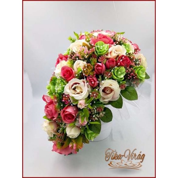 Antik-rózsaszínű-rózsákból álló örök-cseppcsokor 