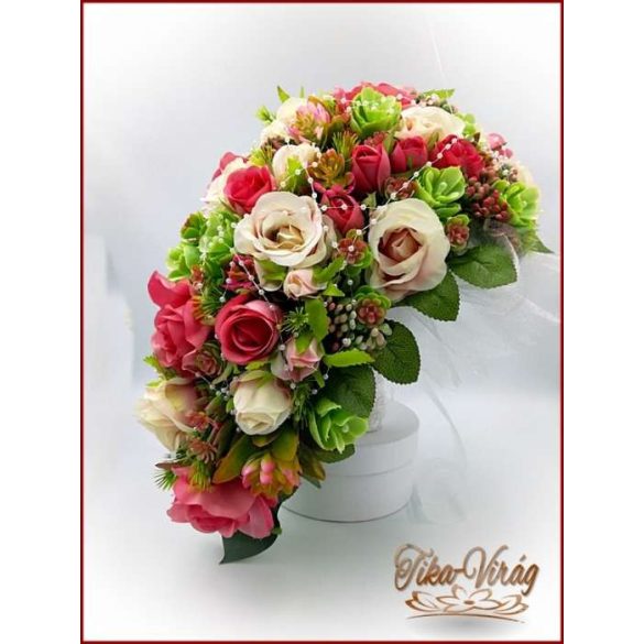 Antik-rózsaszínű-rózsákból álló örök-cseppcsokor 