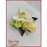 Pasztell sárga rózsás - zöldes-fehér orchideás - zöld hortenziával díszített kitűző, bokréta 
