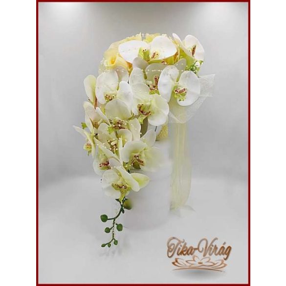 Pasztell sárga rózsás - zöldes-fehér orchideás - zöld hortenziával díszített menyasszonyi örök-csokor 