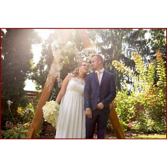 Pasztell Sárga Rózsás Menyasszonyi Örök Csokor Zöld Orchideával és Hortenziával kitűzővel 