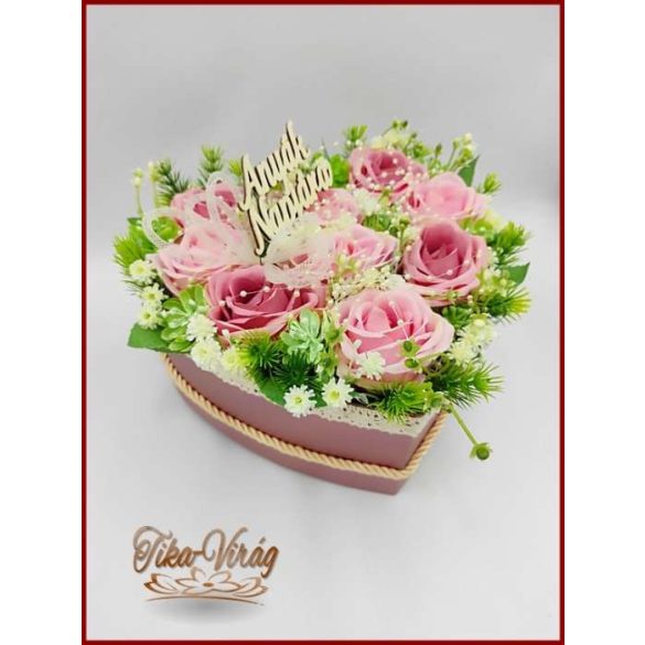 Vintage stílusú Szív alakú virágdoboz 