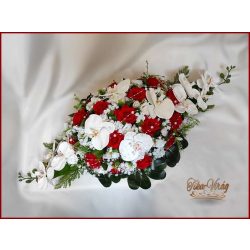 Piros rózsás-fehér orchideás örök-asztaldísz 