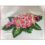 Pink-barack orchideás-rózsás asztaldísz 