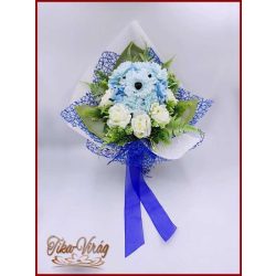 Kutyusos örök-csokor 