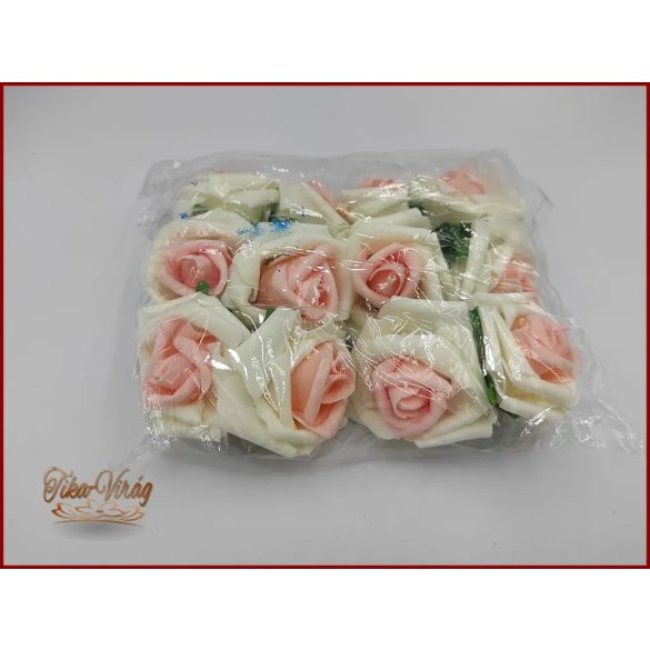 Habrózsák vagy polifoam rózsák ekrü-barackos színű 