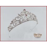 Tiara + Nyakékszett variáció 141540.