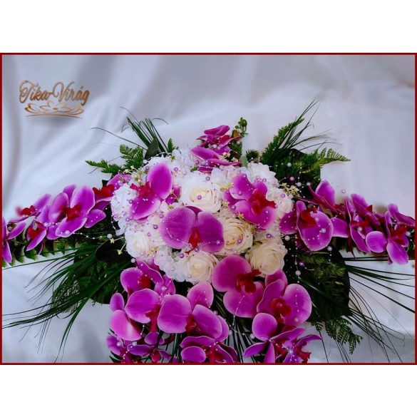 Lila orchideás- fehér rózsás örök asztaldísz 