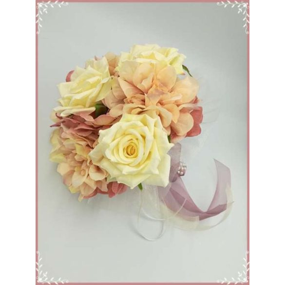 Ekrü-rózsás-mályva azáleás, hortenziás örök-csokor 