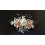 Ekrü-bézs fejdísz 