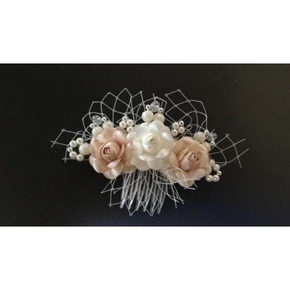 Ekrü-bézs fejdísz 