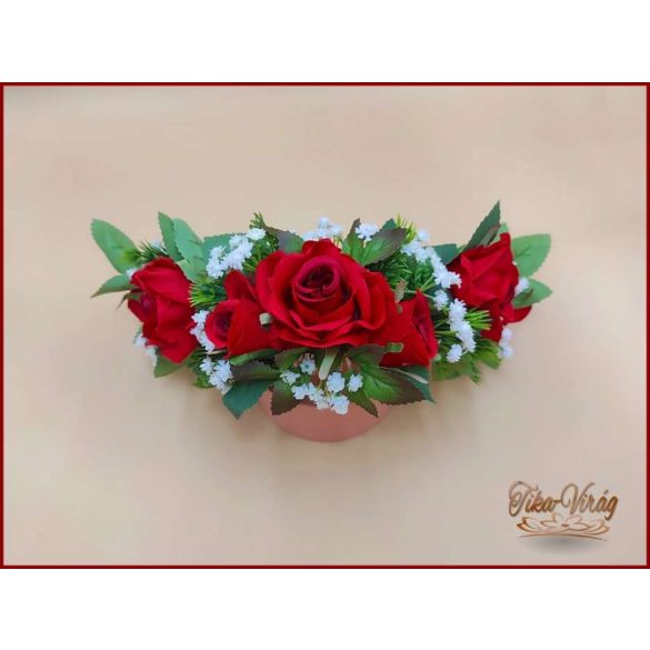 Piros rózsás koszorú, fejdísz 
