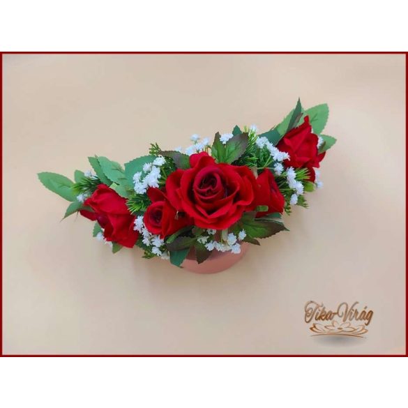Piros rózsás koszorú, fejdísz 