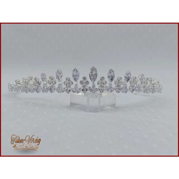 Cirkónia köves Korona + Cirkónium köves nyakék-szett variáció 154215.