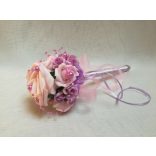 Rózsaszín-lila dobó, koszorúslány vagy köszöntő örök-csokor 