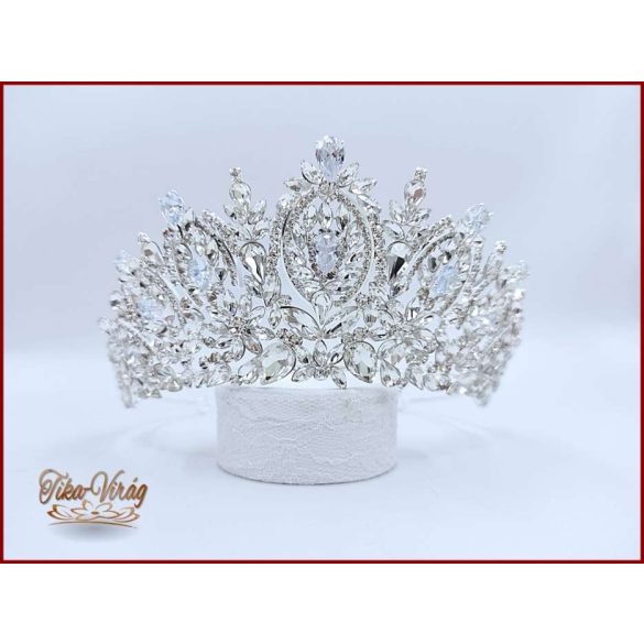 Cirkónia kövekkel díszített fél Korona + Nyakékszett variáció 155600.