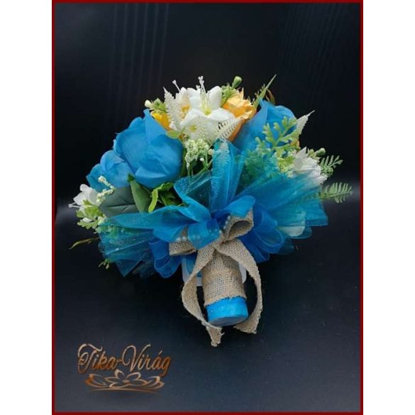 Kék rózsás vegyes csokor 