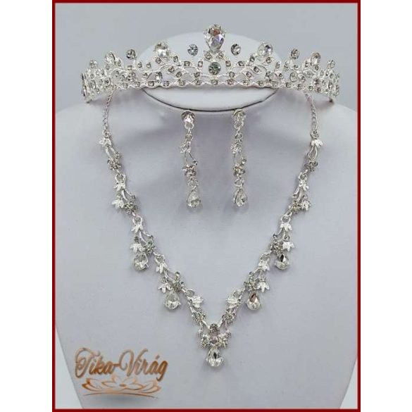 Tiara + Nyakékszett variáció 160906.