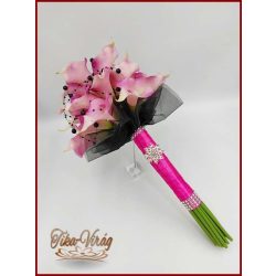  24 virágos Lila Kála örök-csokor fekete-pink díszítéssel 