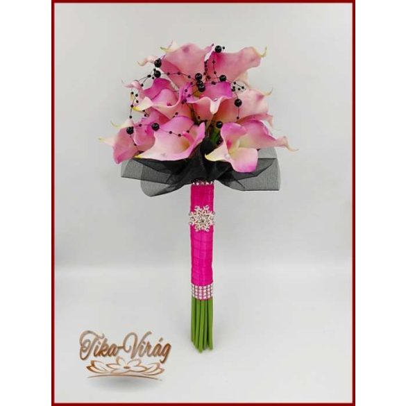 24 virágos Lila Kála örök-csokor fekete-pink díszítéssel 