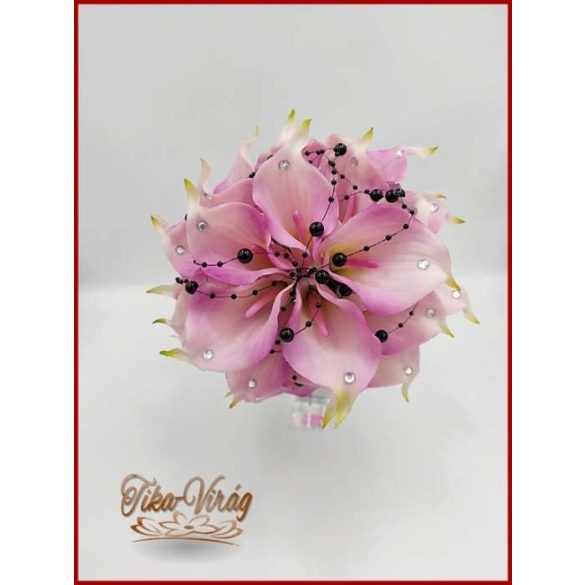 24 VIRÁGOS LILA KÁLA ÖRÖK-CSOKOR FEKETE-PINK DÍSZÍTÉSSEL + KITŰZŐVEL 
