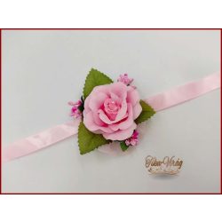 Rózsaszín rózsás csuklódísz 