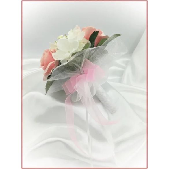 Rózsaszín rózsás-fehér díszítésű örök-csokor 